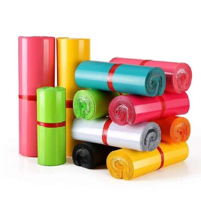 Χρωματιστά LDPE Προσαρμοσμένα Poly Mailers Αποστολή σακούλες φάκελος σε ρόλο