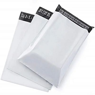 Χρωματιστά LDPE Προσαρμοσμένα Poly Mailers Αποστολή σακούλες φάκελος σε ρόλο