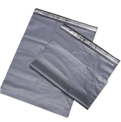 Χρωματιστά LDPE Προσαρμοσμένα Poly Mailers Αποστολή σακούλες φάκελος σε ρόλο